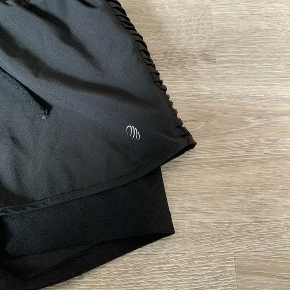MPG | Black Running shorts - Picture 2 of 5
